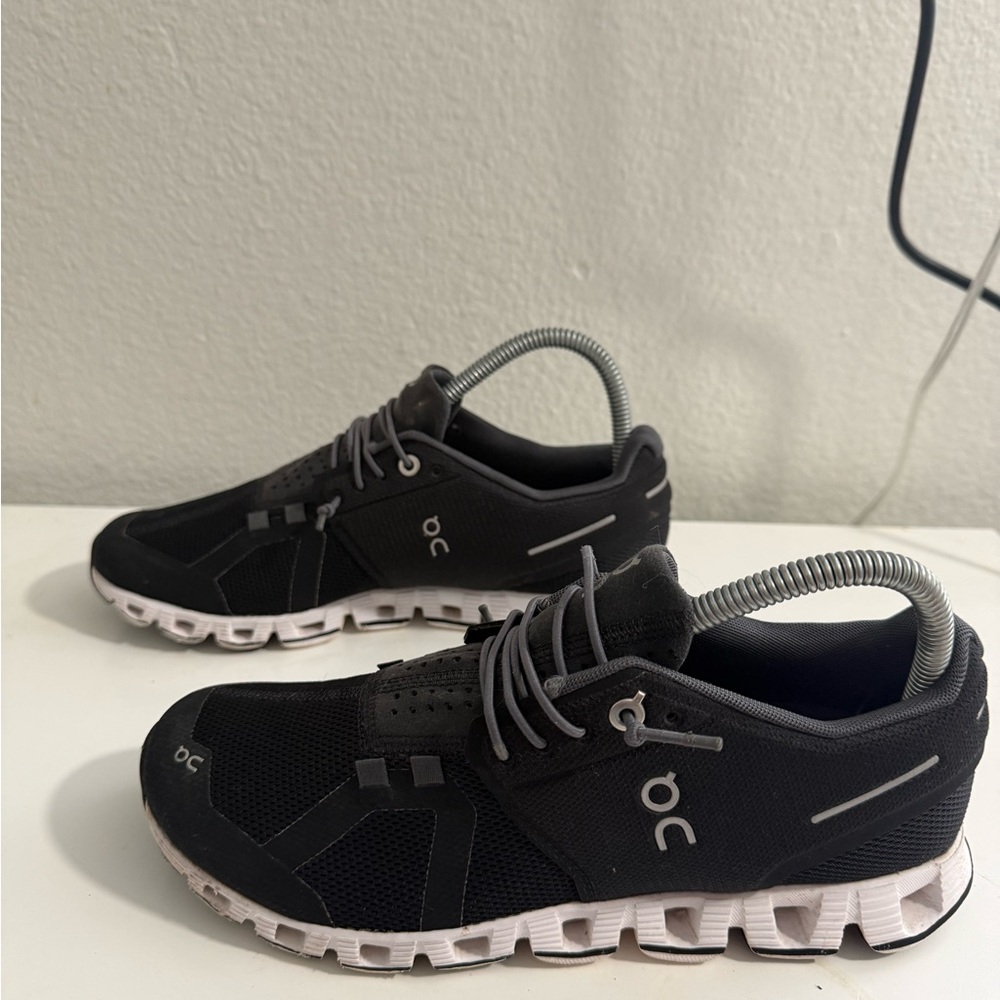 On Running Men's Black and White Athletic Shoes - Picture 4 of 10